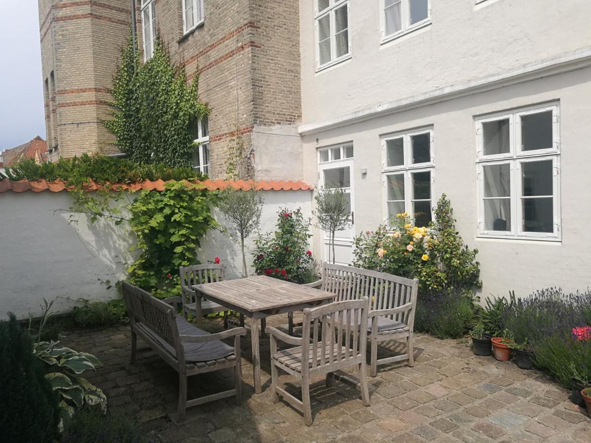 Bed and Breakfast Kjobing Manor Ærøskøbing Exterior foto