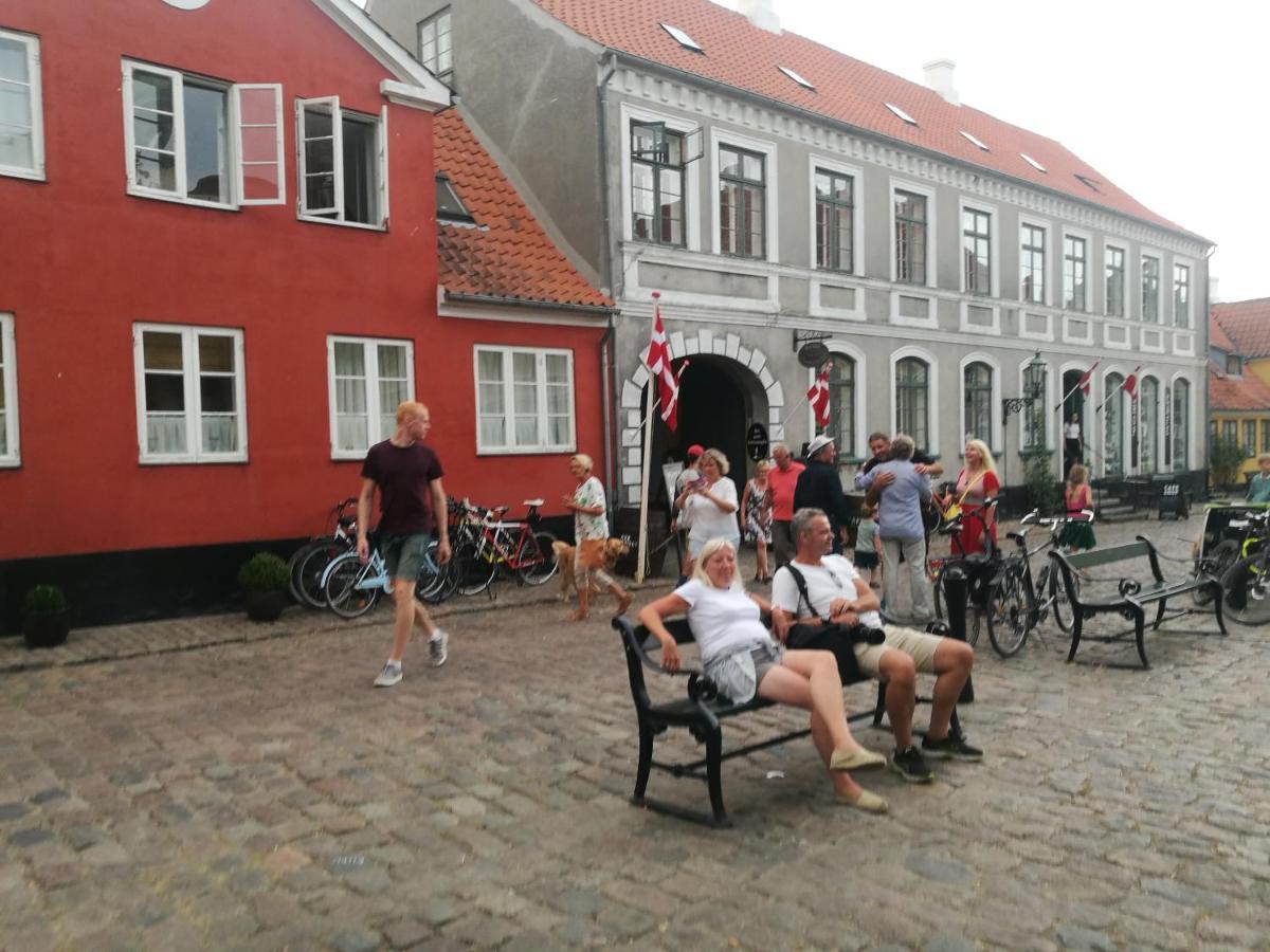 Bed and Breakfast Kjobing Manor Ærøskøbing Exterior foto